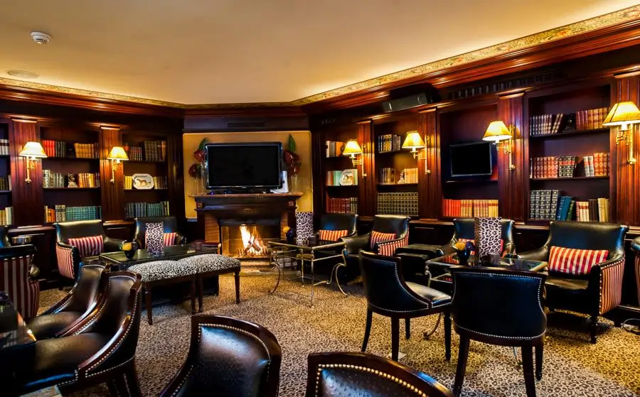 The Leopard Room Bar & Lounge Escort